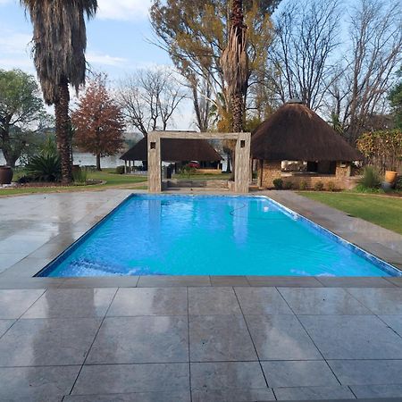 ואנדרביג'לפארק Lalamanzi River Lodge מראה חיצוני תמונה