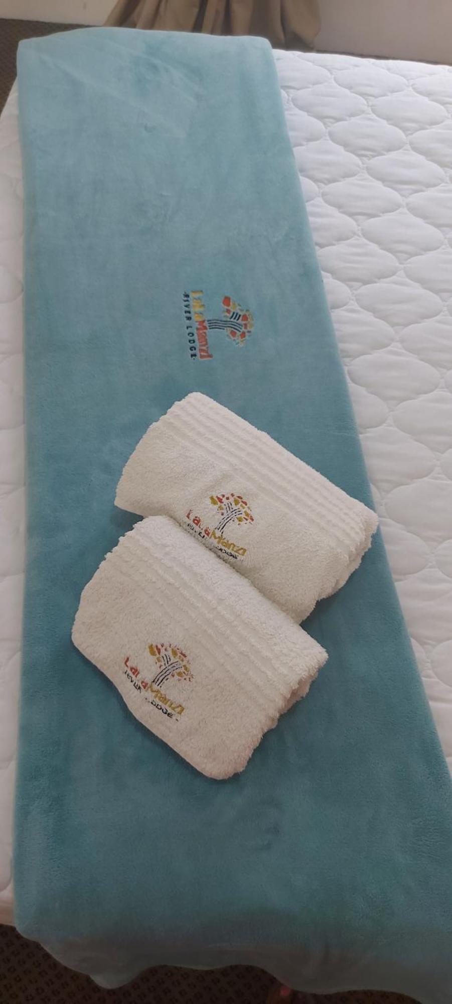 ואנדרביג'לפארק Lalamanzi River Lodge מראה חיצוני תמונה